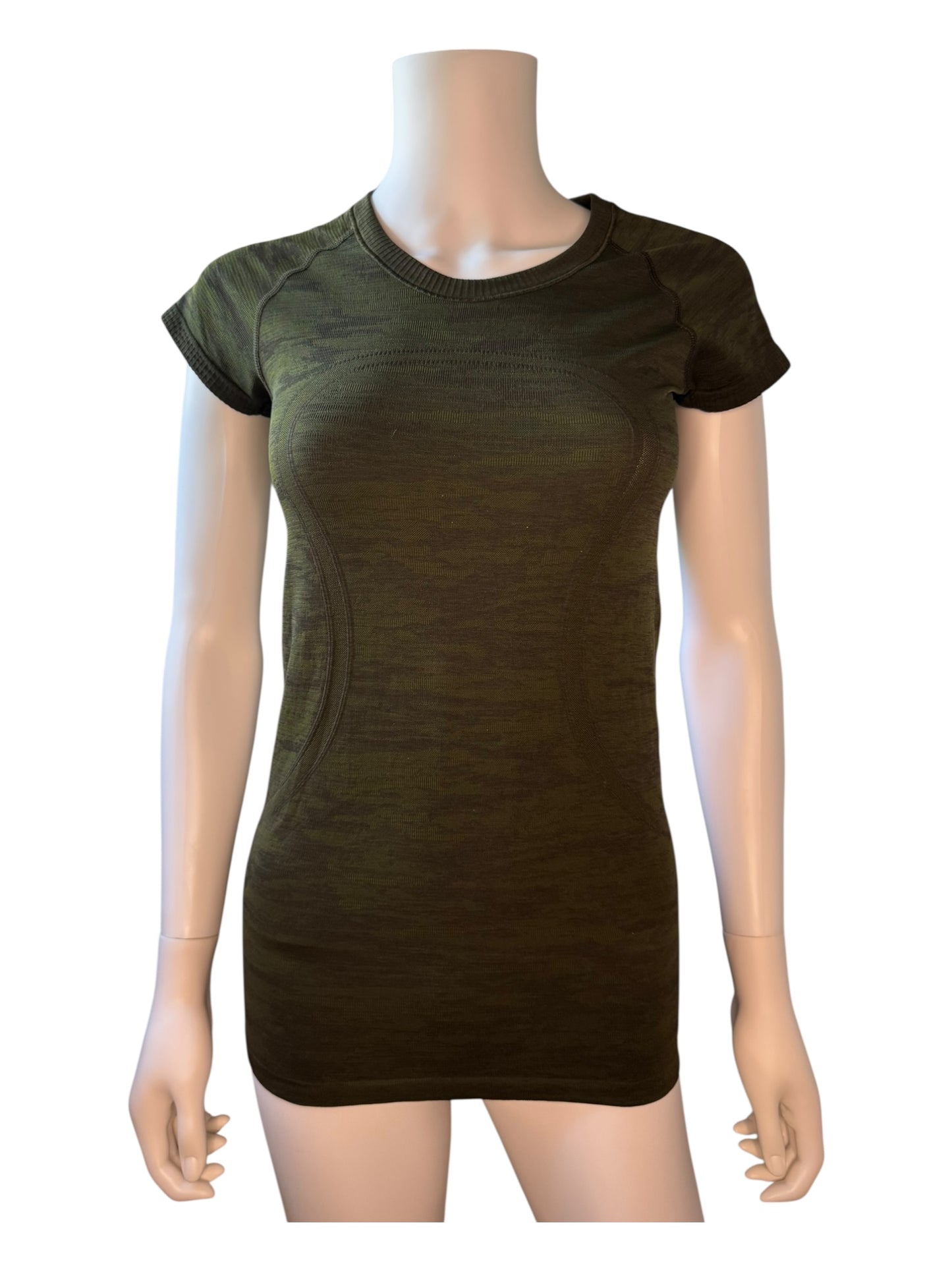 Lululemon Swiftly Tech Short -Sleeve Camo Shirt