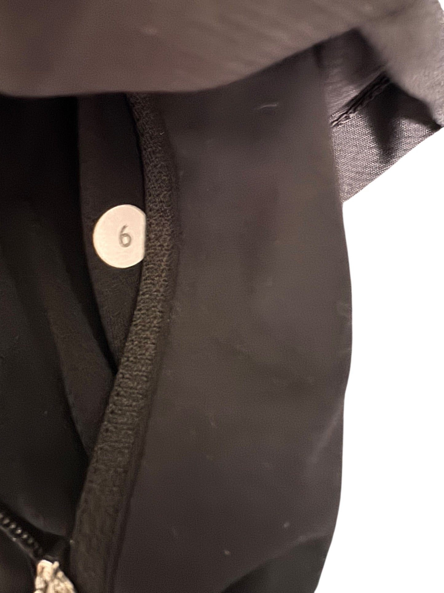 Lululemon Shorts Black Size 6