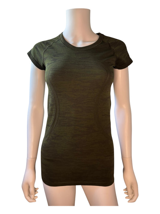 Lululemon Swiftly Tech Short -Sleeve Camo Shirt