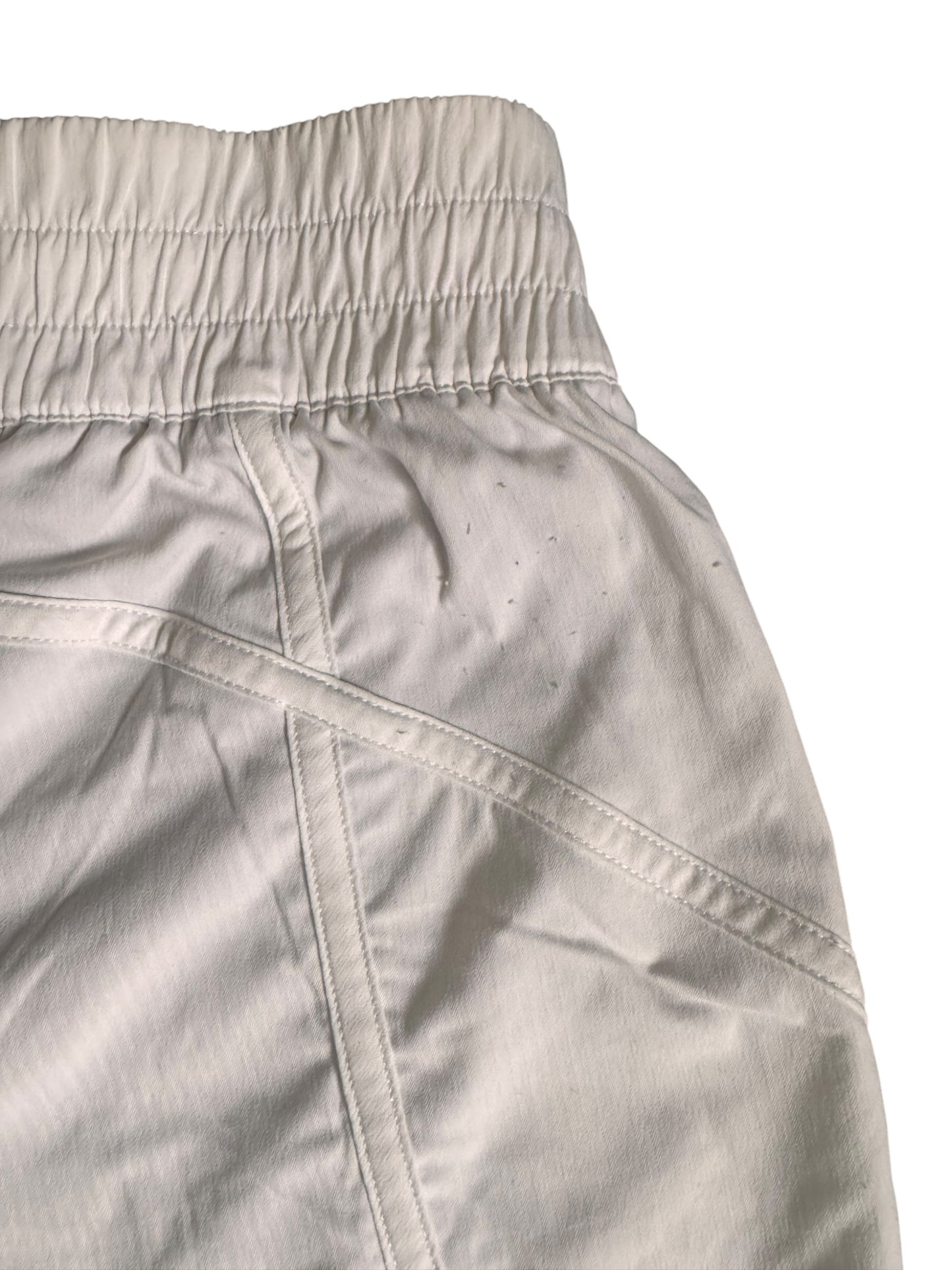 Lululemon Shorts White Size 8